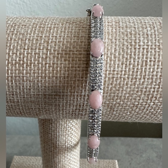 Jade of Yesteryear Jewelry - Jade of Yesteryear Sterling Silver Pink Jade Oval Bangle Bracelet, 7-3/4"